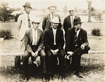 (AMERICAN CRIME) A suite of 10 photographs detailing the infamous life and death of Bonnie and Clyde. Circa 1932-34 & 1934.